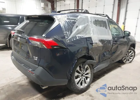 2020 Toyota Rav4 Xle Premium z USA, uszkodzony, nr VIN 2T3A1RFV8LW109315
